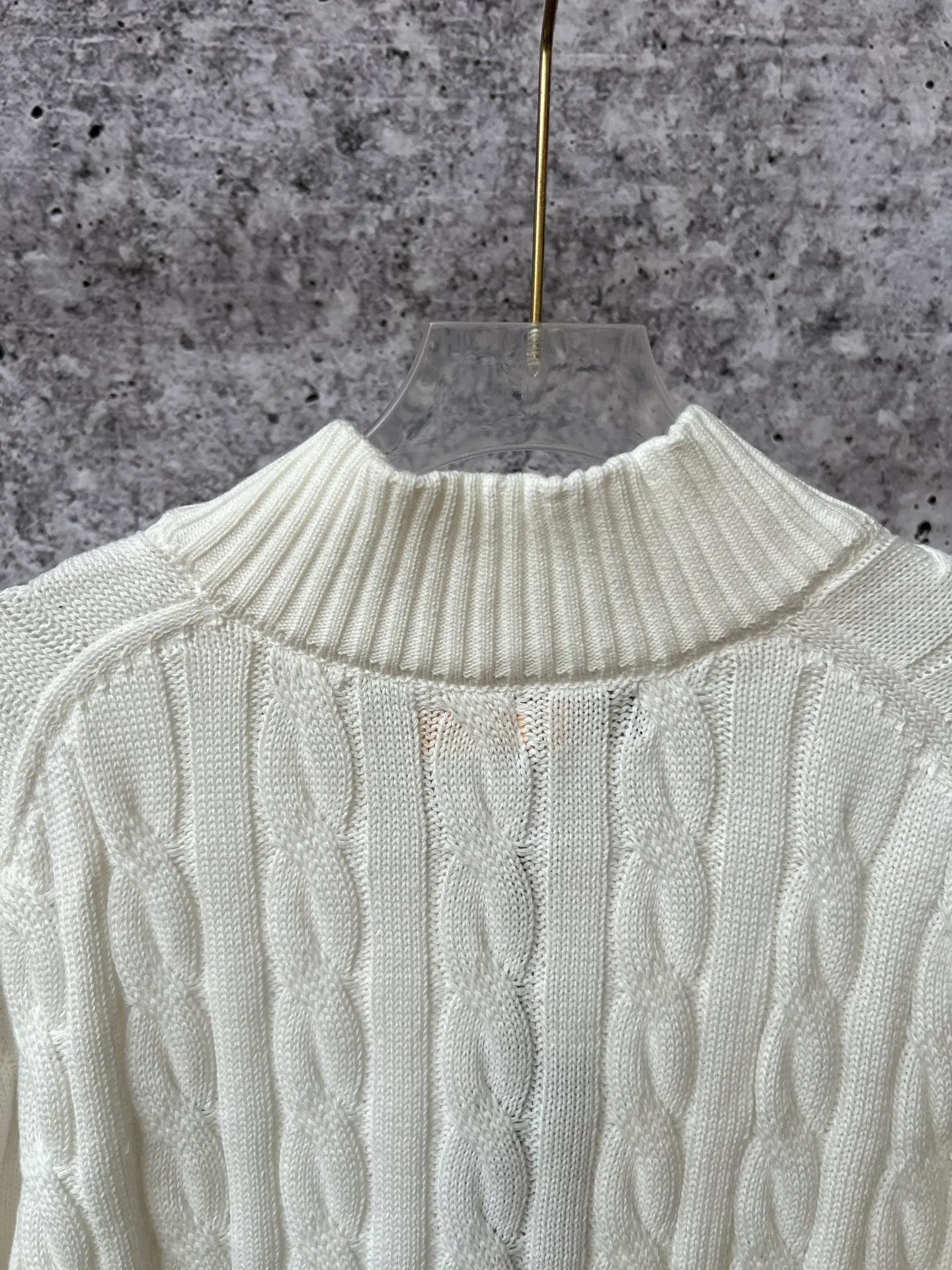 P240 Ralph Lauren classic unisex half-zip rubberized sweater, popular on all major platforms, original and consistent washed fabrics, workmanship details restored to the original, original pony embroidery on the chest, original custom-made hardware accessories